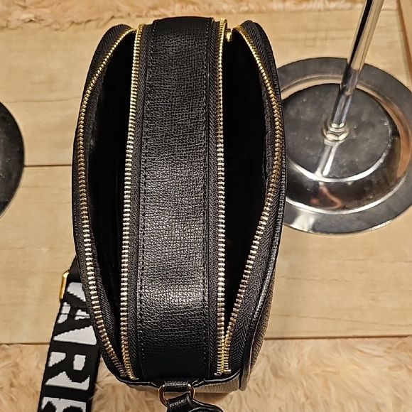 Karl Lagerfeld Black Textured Leather Bag - Picture 8 of 10